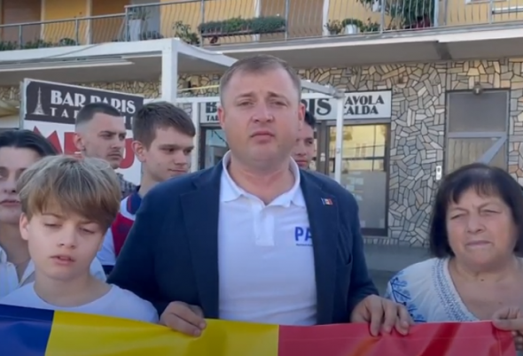 Liderul PACE a votat alături de mama sa în Italia: Am votat ca în Moldova să fie ordine, iar mii de familii despărțite de sărăcie să revină acasă